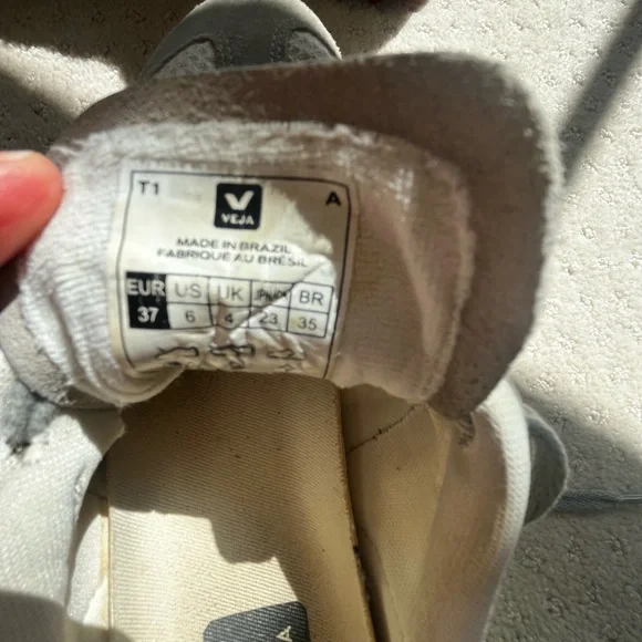 Veja Rio Branco womens Sneakers in Grey, Navy & Cream US 6 EUR 37 - Picture 6 of 7